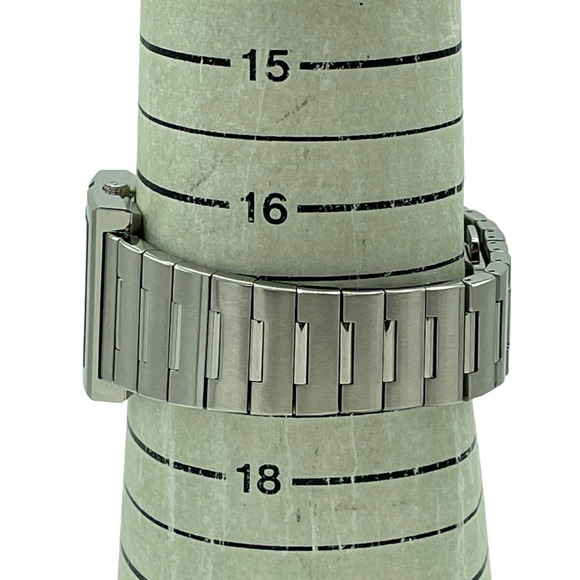 GUCCI ladies watch 100L - Picture 12 of 12